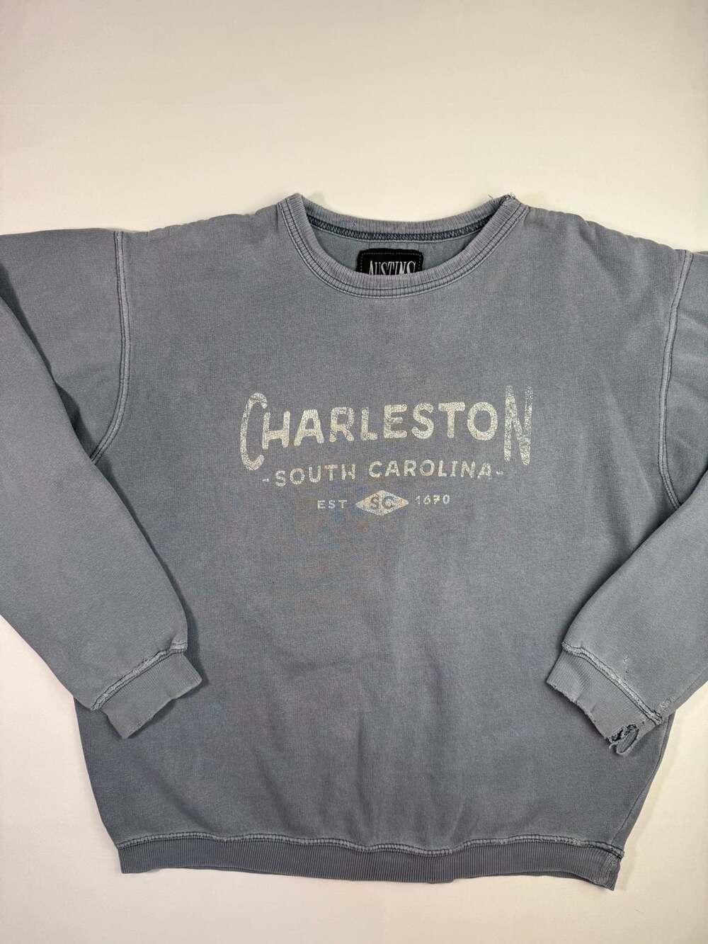 Austins Inc. Charleston South Carolina Vintage Crewneck Sweatshirt Medium